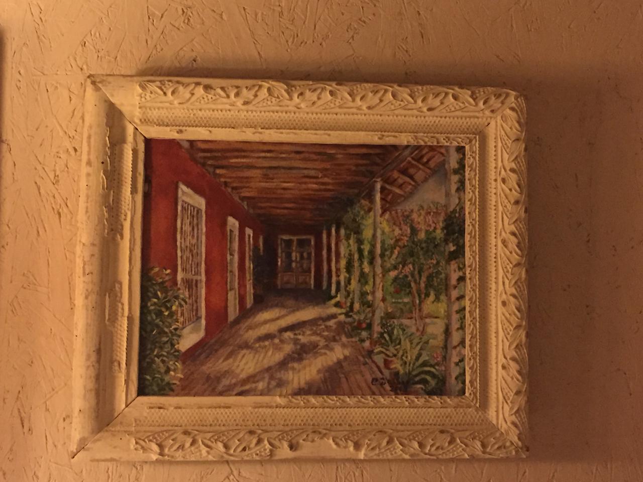 Casa con techos rojos